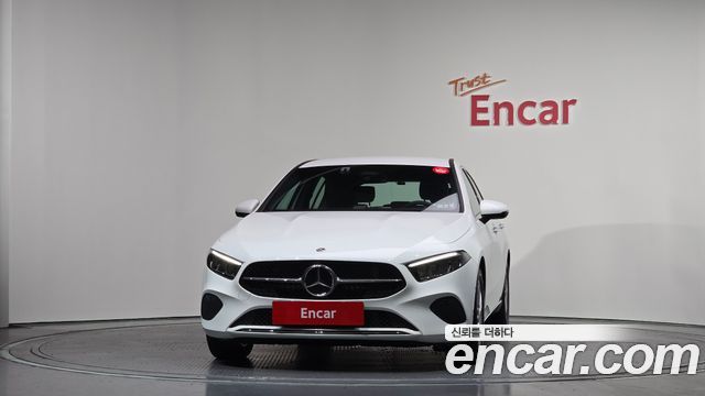 Mercedes-Benz A-Class A220 Hatchback