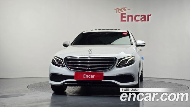 Mercedes-Benz E-Class E220d Exclusive