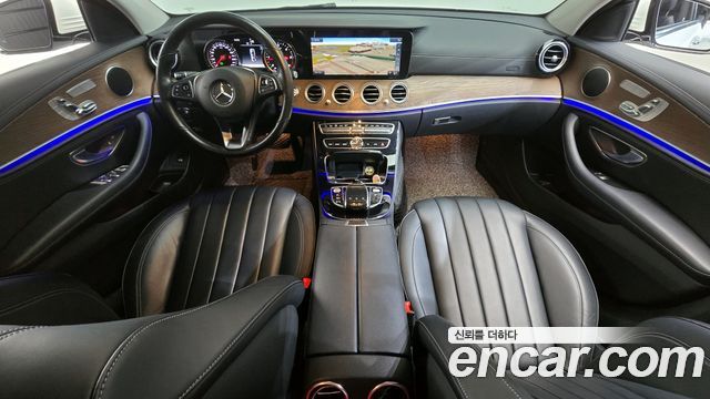 Mercedes-Benz E-Class E220d Exclusive
