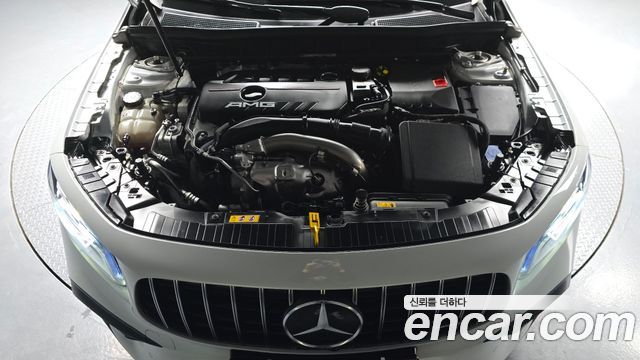 Mercedes-Benz GLB-Class AMG GLB35 4MATIC