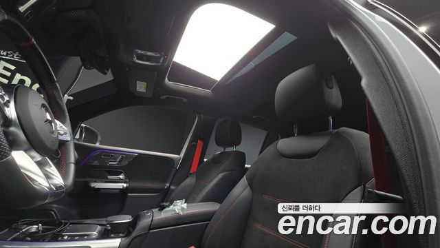 Mercedes-Benz GLB-Class AMG GLB35 4MATIC