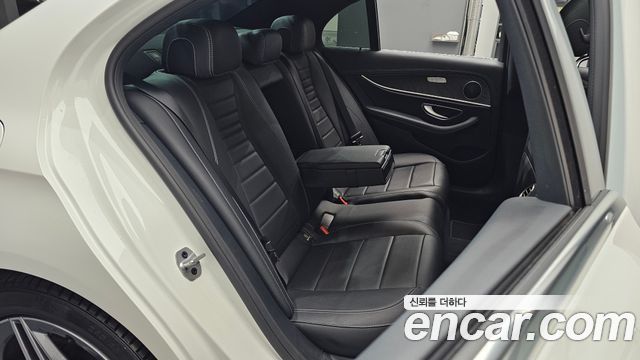 Mercedes-Benz E-Class E250 AMG Line