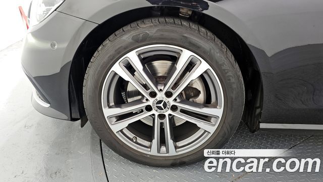 Mercedes-Benz E-Class E250 Avantgarde