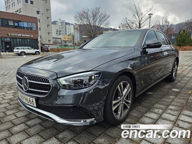 Mercedes-Benz E-Class E350 4MATIC Avantgarde