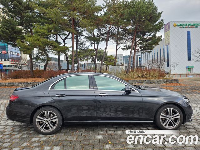 Mercedes-Benz E-Class E350 4MATIC Avantgarde
