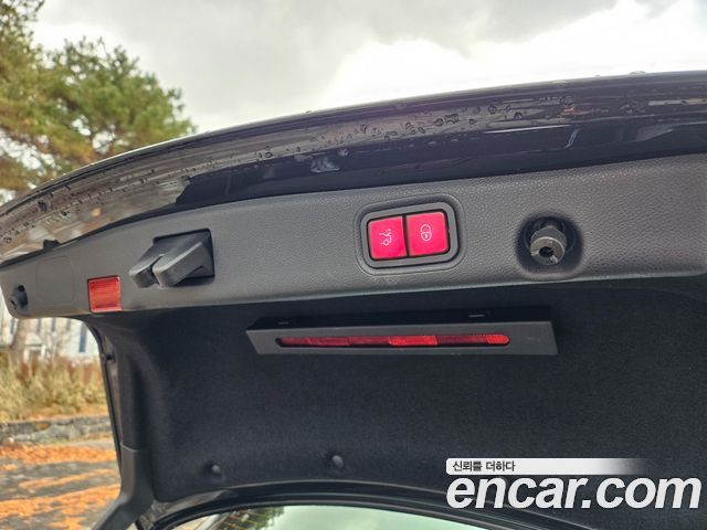 Mercedes-Benz E-Class E350 4MATIC Avantgarde