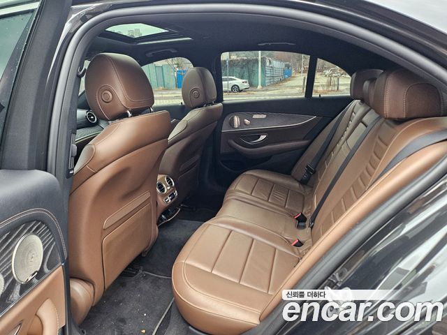 Mercedes-Benz E-Class E350 4MATIC Avantgarde