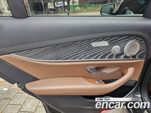 Mercedes-Benz E-Class E350 4MATIC Avantgarde