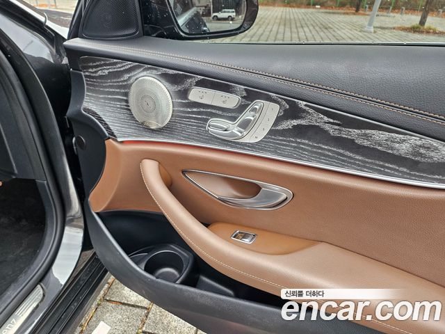 Mercedes-Benz E-Class E350 4MATIC Avantgarde
