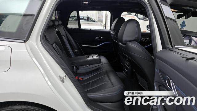 BMW 3-Series 320d Touring M Sport