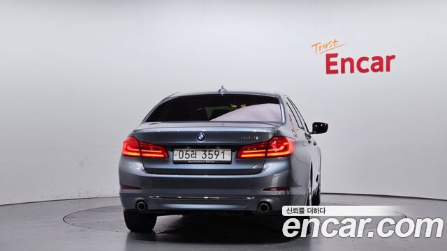 BMW 5-Series 520d Luxury Special Edition