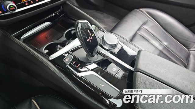 BMW 5-Series 520d Luxury Special Edition