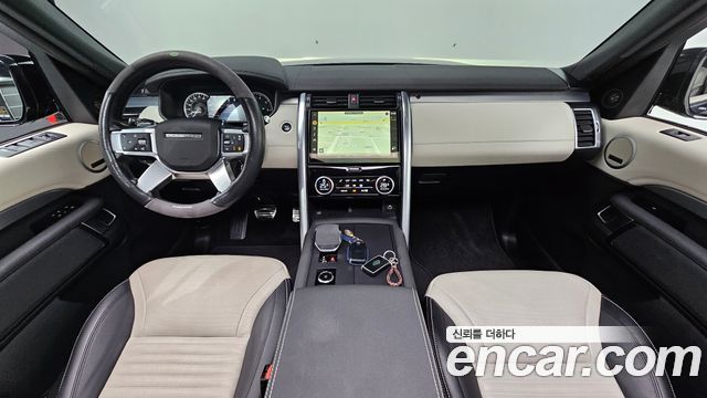 Land Rover Discovery P360 R-Dynamic SE
