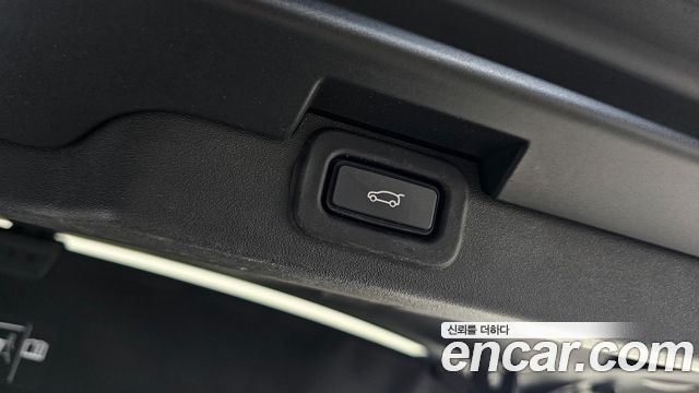 Land Rover Discovery P360 R-Dynamic SE
