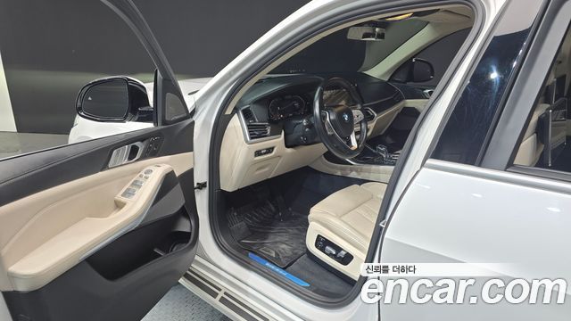 BMW X7 xDrive 40i Design Pure Excellence 6-Seater