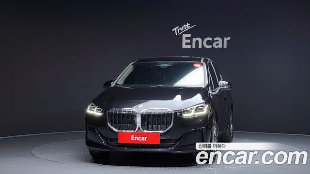 BMW 2-Series 220i Advantage