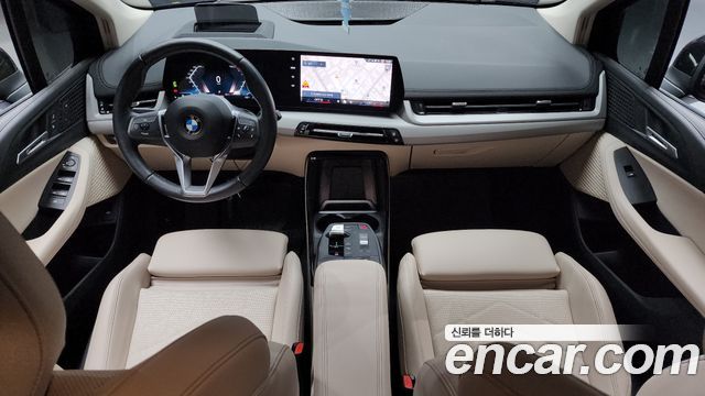 BMW 2-Series 220i Advantage