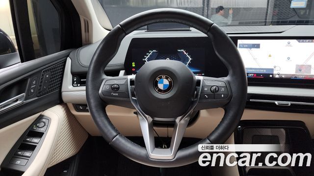 BMW 2-Series 220i Advantage