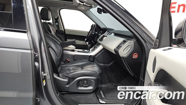 Land Rover Range Rover Sport 3.0 SDV6 HSE Dynamic