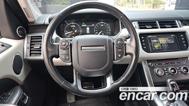 Land Rover Range Rover Sport 3.0 SDV6 HSE Dynamic