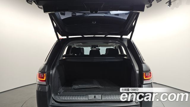 Land Rover Range Rover Sport 3.0 SDV6 HSE Dynamic