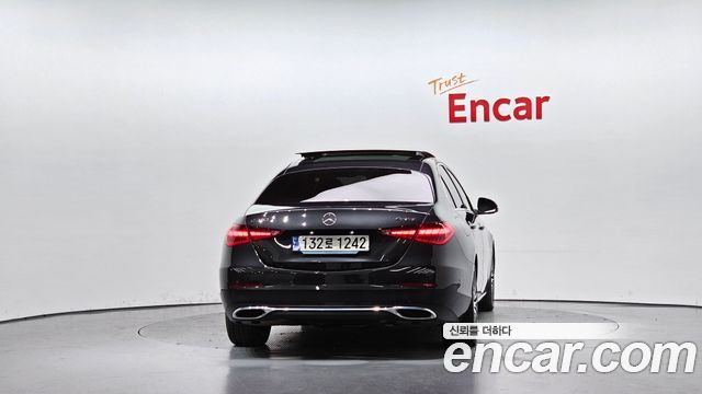 Mercedes-Benz C-Class C300 4MATIC Avantgarde