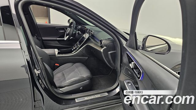 Mercedes-Benz C-Class C300 4MATIC Avantgarde