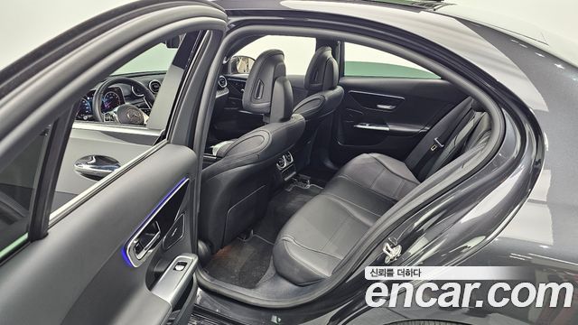 Mercedes-Benz C-Class C300 4MATIC Avantgarde