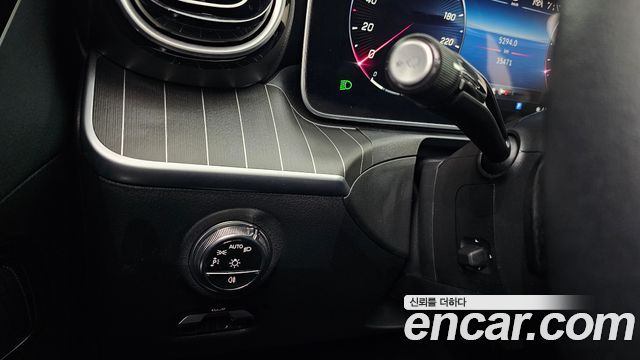 Mercedes-Benz C-Class C300 4MATIC Avantgarde