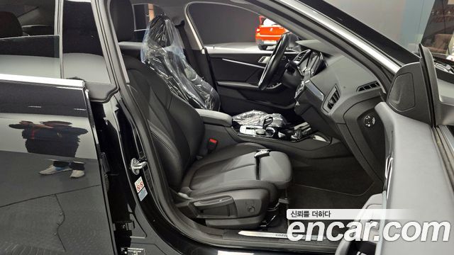 BMW 2-Series 220i Sport