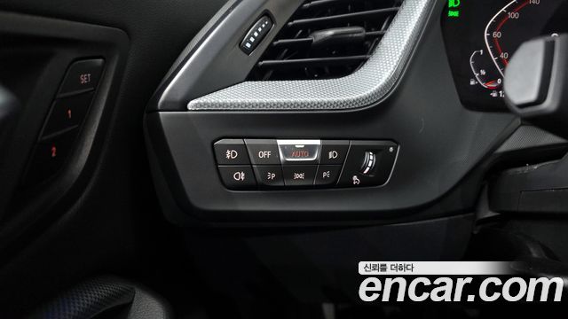 BMW 2-Series 220i Sport