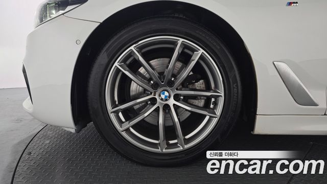 BMW 5-Series 520i M Sport
