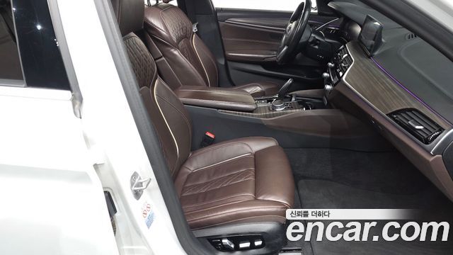 BMW 5-Series 520i M Sport