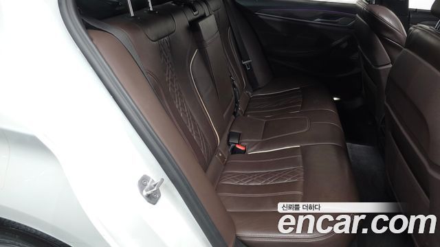 BMW 5-Series 520i M Sport