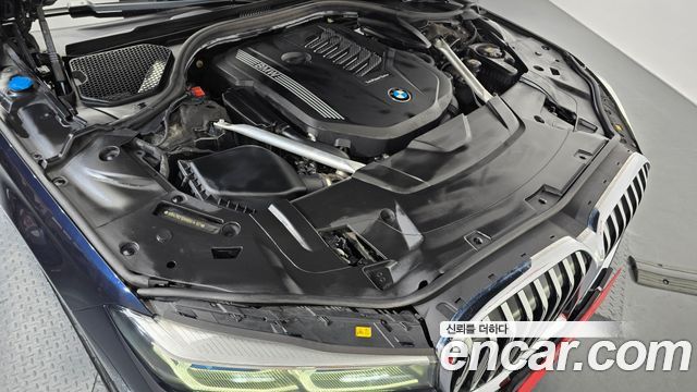 BMW 7-Series 740i M Sport