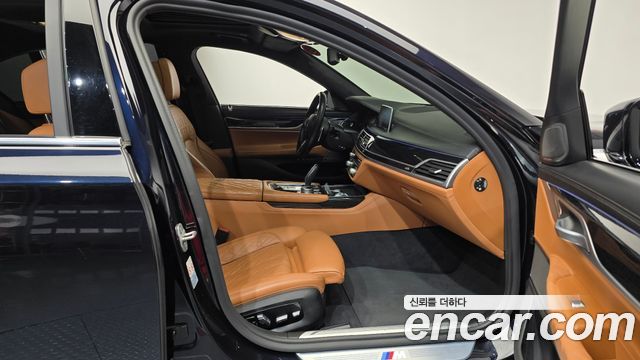 BMW 7-Series 740i M Sport