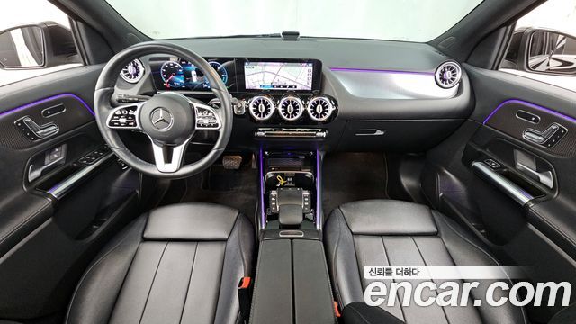 Mercedes-Benz GLA-Class GLA220