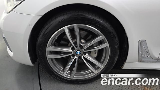 BMW 7-Series 730d xDrive M Sport