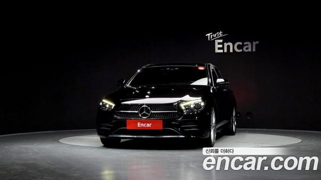Mercedes-Benz E-Class E350 4MATIC AMG Line