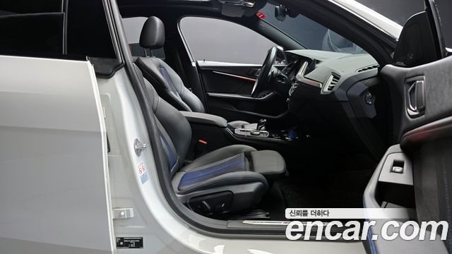 BMW 2-Series 220i M Sports
