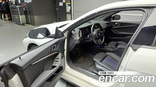 BMW 2-Series 220i M Sports