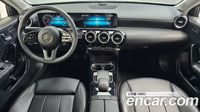 Mercedes-Benz A-Class A250 4MATIC Sedan