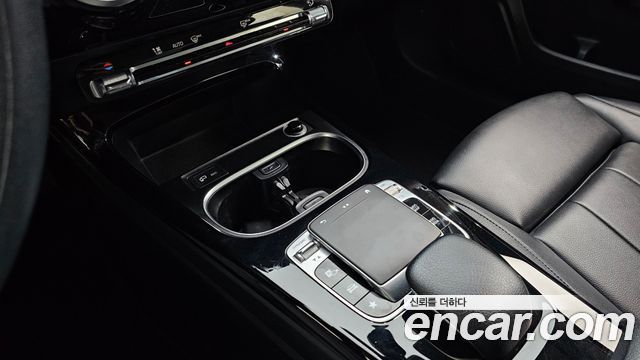 Mercedes-Benz A-Class A250 4MATIC Sedan