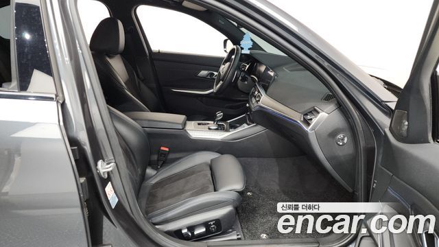 BMW 3-Series 320i M Sport