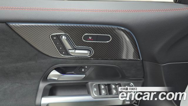 Mercedes-Benz GLB-Class AMG GLB35 4MATIC