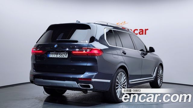 BMW X7 xDrive 40i Design Pure Excellence 7-Seater