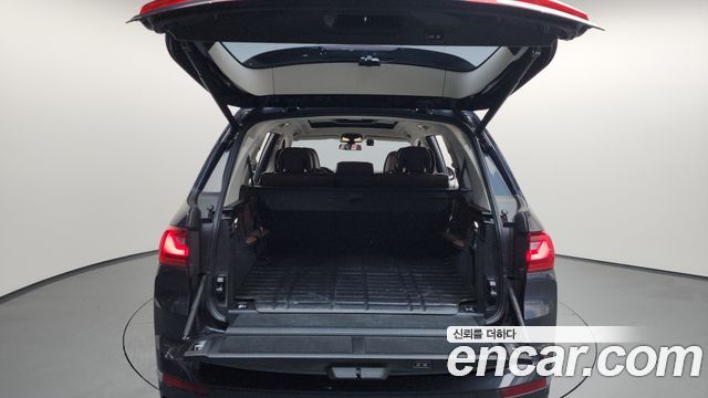 BMW X7 xDrive 40i Design Pure Excellence 7-Seater