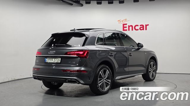 Audi Q5 45 TFSI Quattro Premium