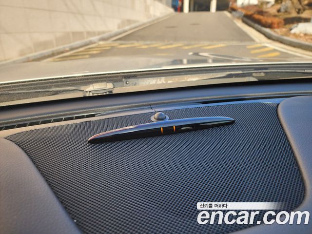 Mercedes-Benz GLA-Class GLA220