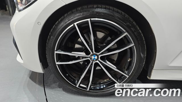 BMW 3-Series 320i M Sport